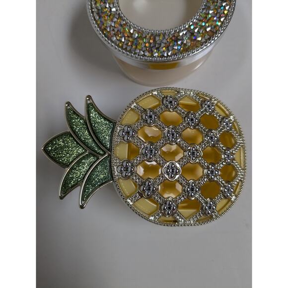 Bath & Body Works Pineapple car scent Holder - Green and Yellow - Picture 2 of 6